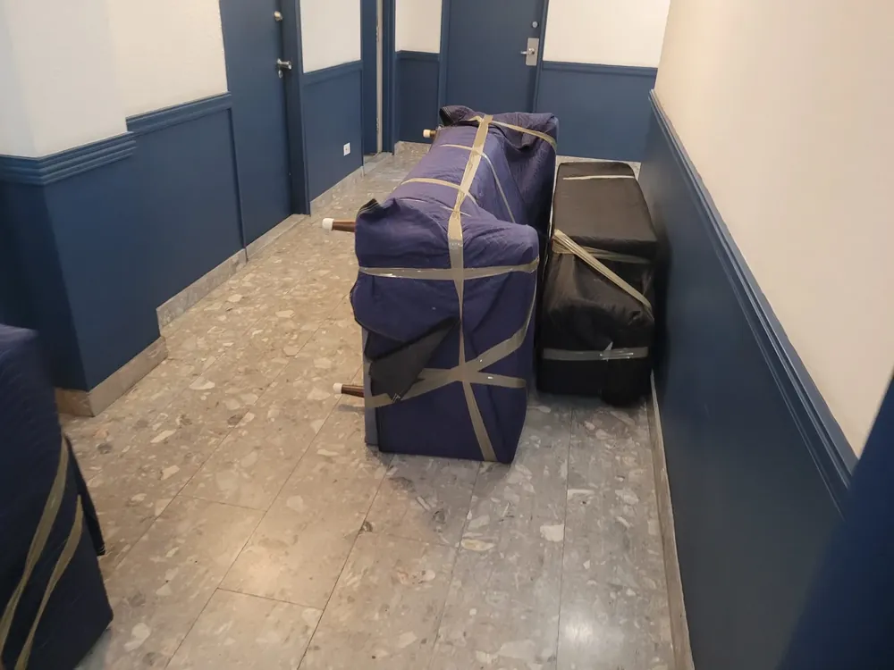 Mobilier emballé pour le déplacement